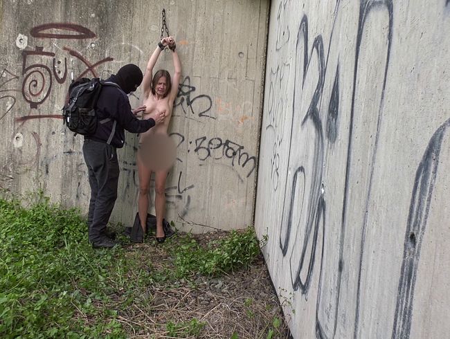 KarinaHH Porno Video: Oudoor gedehnt