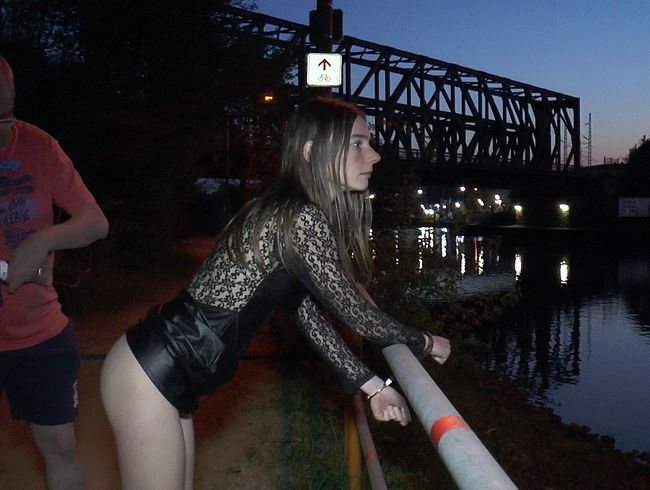 KarinaHH Porno Video: Outdoor am Hafen gefi*tet