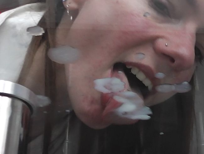 KarinaHH Porno Video: Samenstau behandelt!